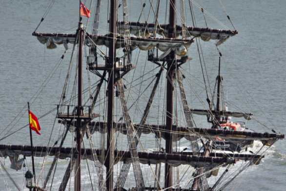 29 September 2023 - 12:15:39

-----------------
El Galeon Andalucia departs Dartmouth
